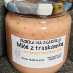 Miód leśny kremowany z truskawką 2025