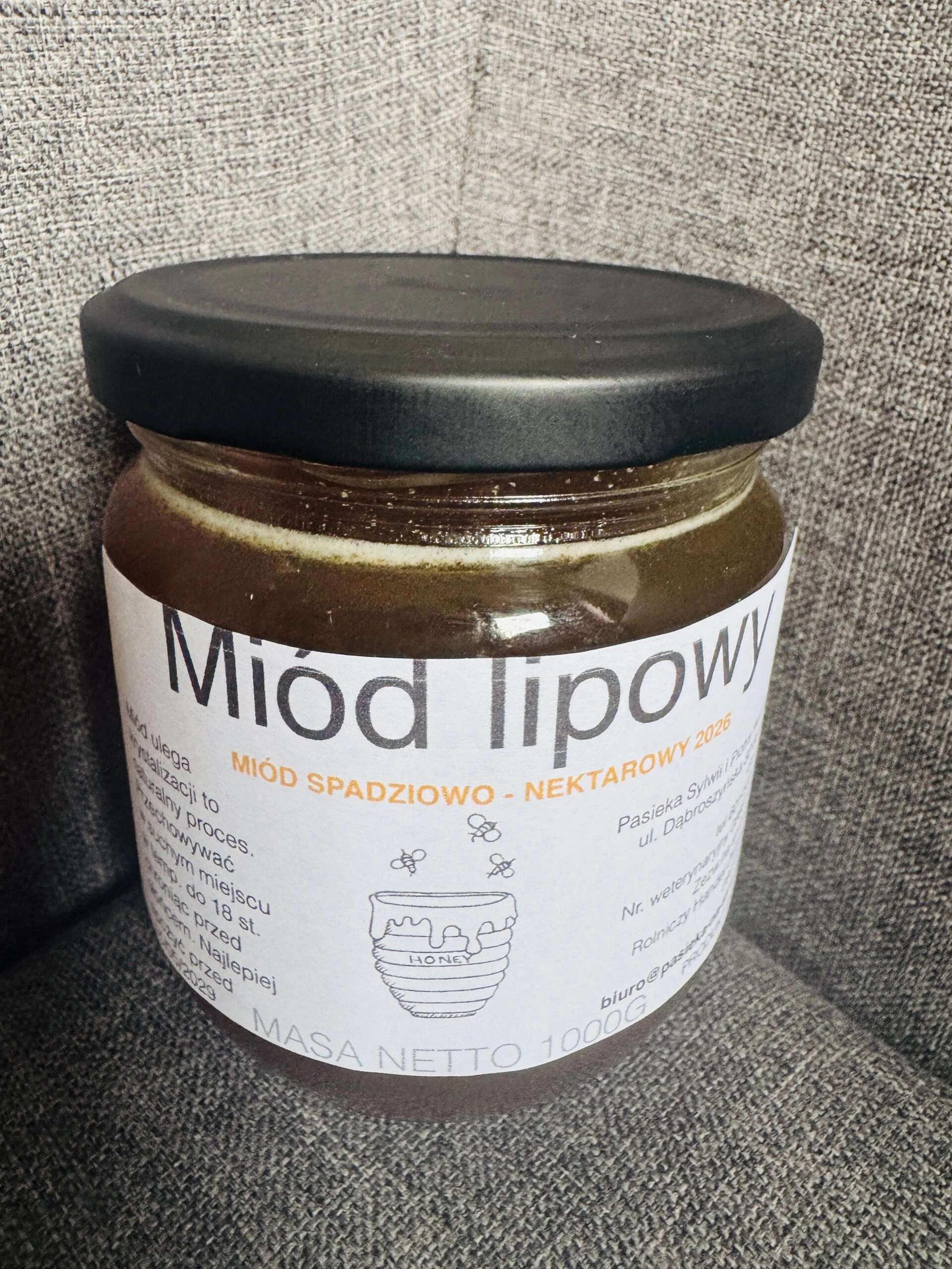 zdjęcie przedstawia słoik miodu o pojemnoosci 430 ml lipowy spadziowo-nektarowy