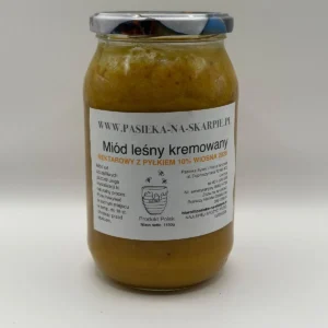 Miód leśny kremowany z pyłkiem 10% 1150 g – słoik z etykietą